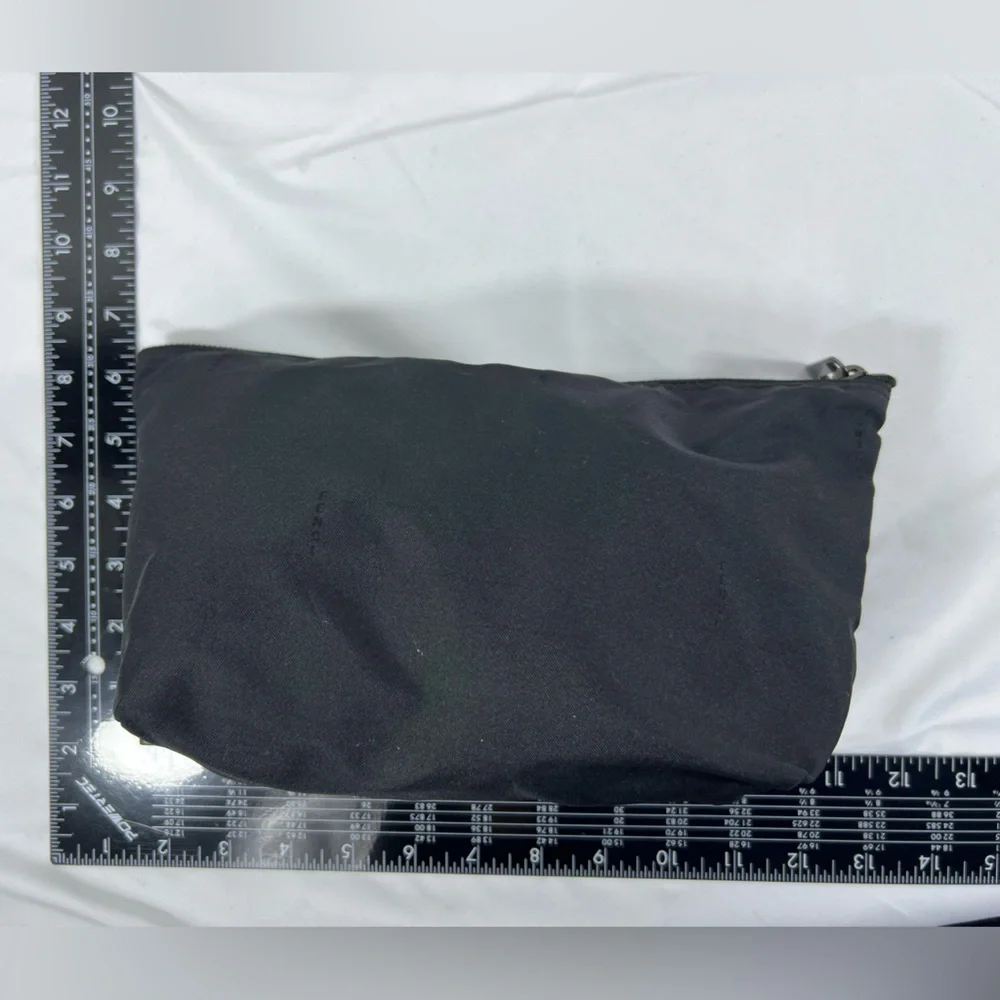 7505: Fendi Black Nylon Cosmetic Accessory Pouch Made in Italy